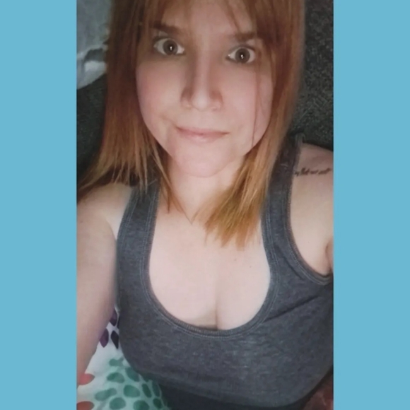 Meet your Posher, Stephanie - Picture 1 of 1